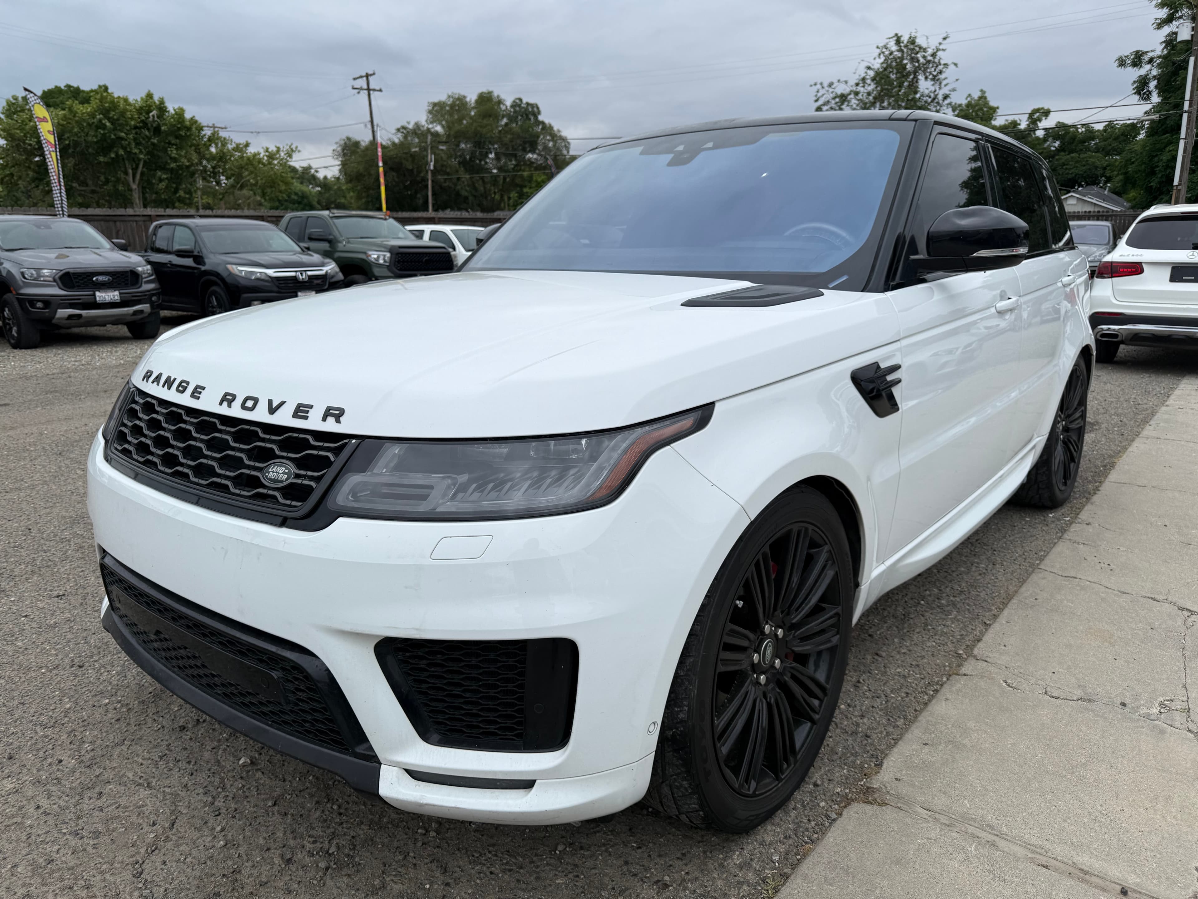 2020 Land Rover Range Rover Sport Hse Sport Utility 4D for sale at Car Genie USA